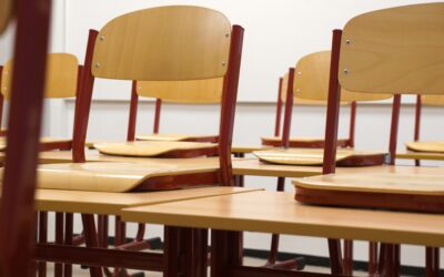 CAUGHT OUT MINISTER DENIES CUTS 58 SCHOOLS FACE $43 MILLION BUDGET BLOW
